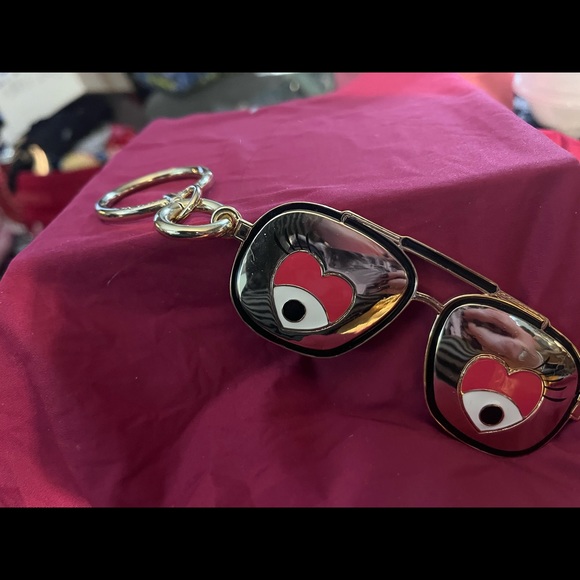 HENRI BENDEL NYC - keychain bag fob - Now You See Me Glasses NEW - gold & enamel - Picture 2 of 5